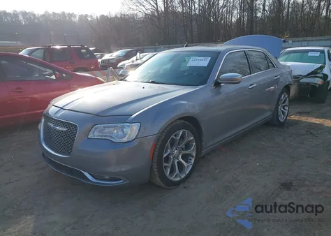 2018 Chrysler 300 300C z USA, uszkodzony, nr VIN 2C3CCAPT0JH227622